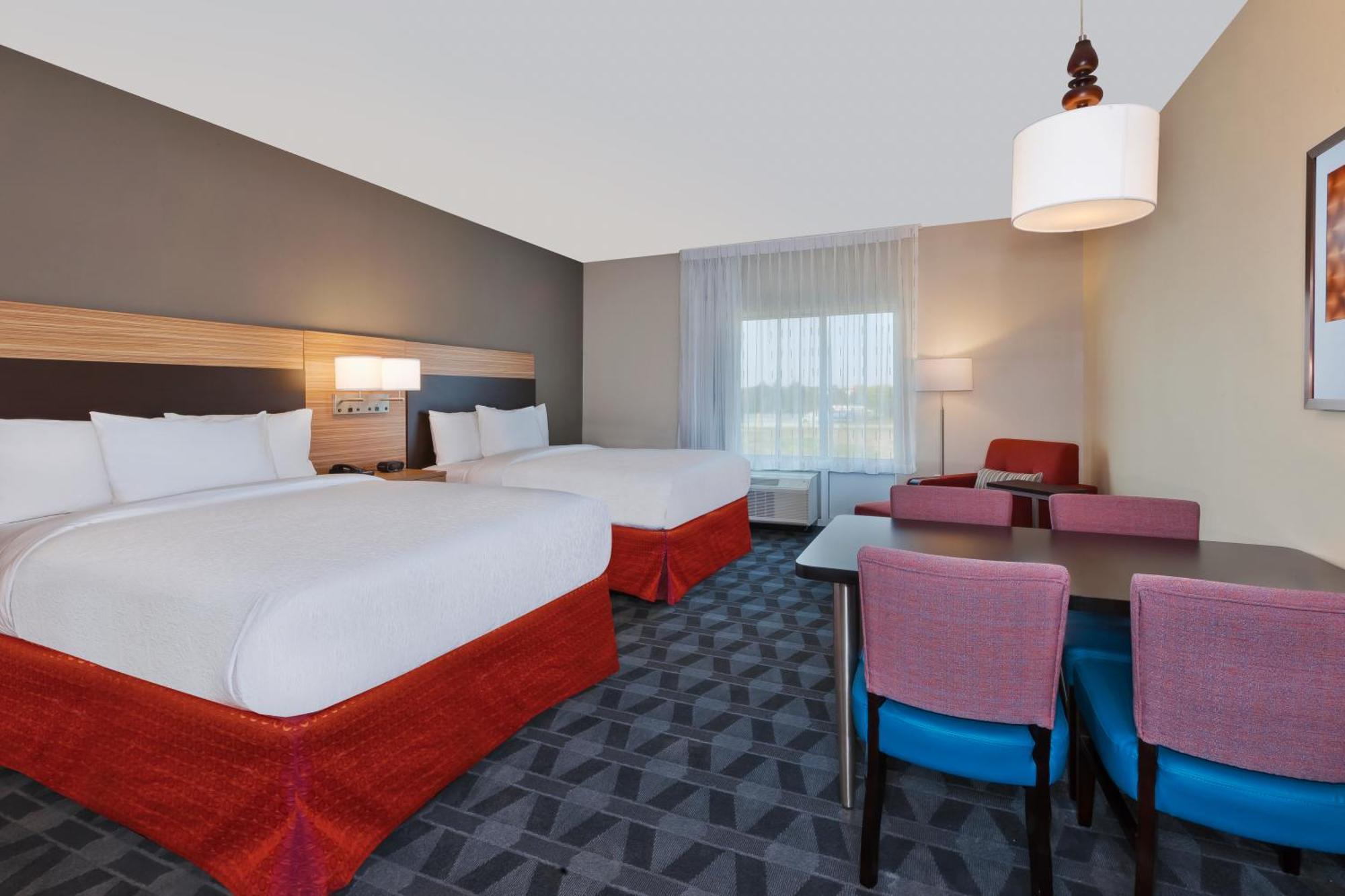 Towneplace Suites By Marriott Grand Rapids Airport Southeast Cascade Exterior foto